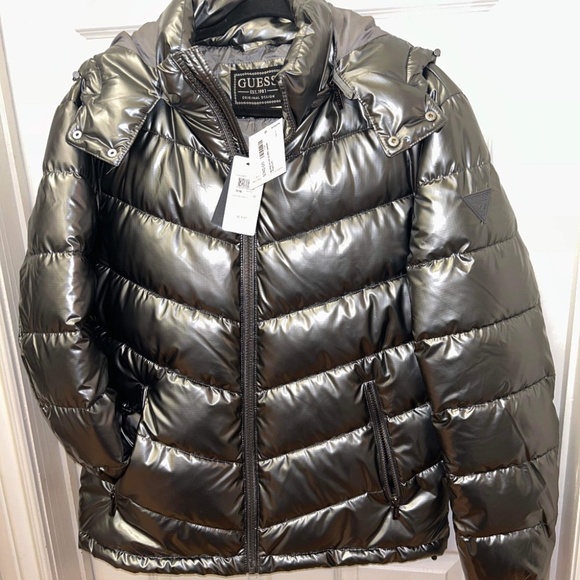 GUESS NWT Men’s Premium Hooded Puffer Jacket - Picture 2 of 2